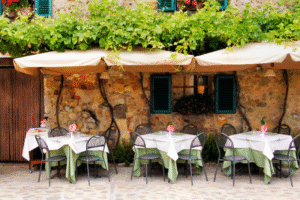 See the Eternal City and the stunning Amalfi Coast progetto senza titolo 9 1